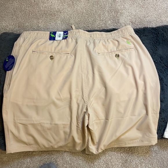 NWT Men’s Tailor Bird Performance Shorts - Picture 2 of 5